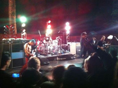 Red Hot Chili Peppers faz show secreto e mostra músicas do novo álbum I m With You VAGALUME