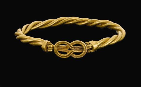 A ROMAN GOLD BRACELET, CIRCA 2ND CENTURY A.D. | Ancient Sculpture and ...
