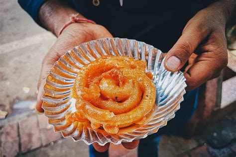 Delhi Food Tour Go On An Old Delhi Food Crawl With A Chefs Tour