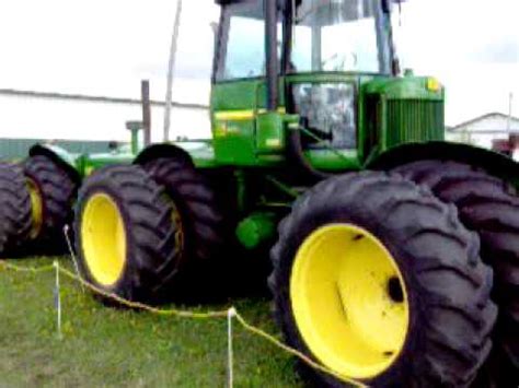 A walk around of Don Dufners John Deere 830 special tractor - YouTube