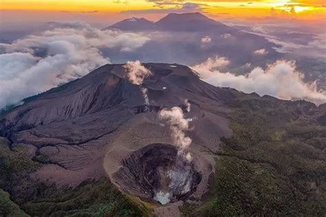 Wisata Gunung Marapi Panorama Alam Terbaik Di Sumatera Barat