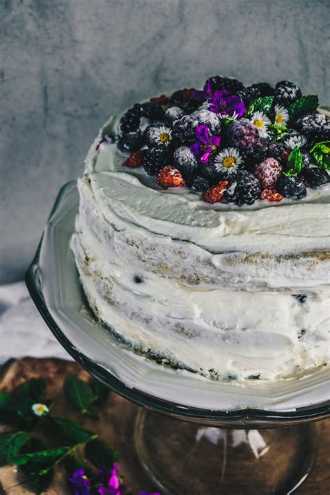 Buckwheat Berry Naked Cake NattEats