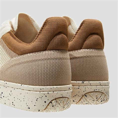 V Prime Casual And Versatile Sneakers In Khaki Vivaia