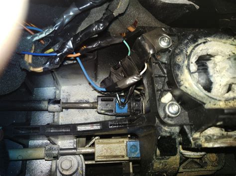 Датчик нейтрали на МКПП. — Chevrolet Captiva (1G), 2,4 л, 2013 года ...