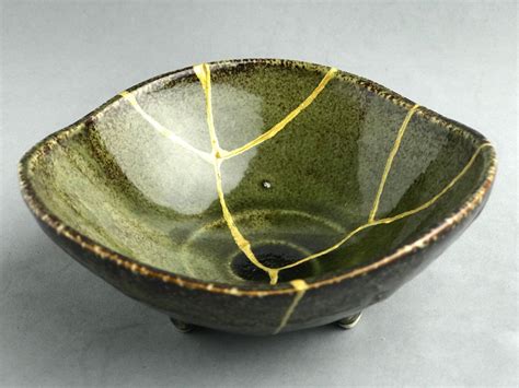Kintsugi Ts Kintsugi Bowl Japanese Art In Repairing With Gold A