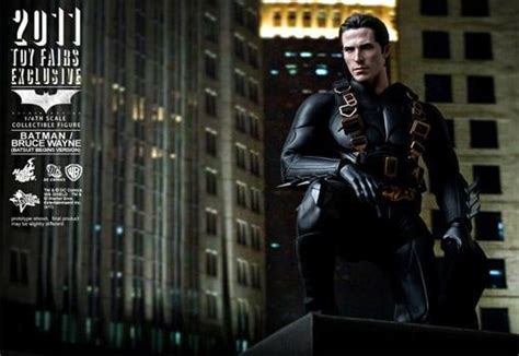 Batman Bruce Wayne Action Figure Perfeita Hot Toys Batman Begins Blog De Brinquedo