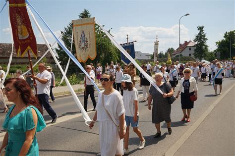 Uroczysto Naj Wi Tszego Cia A I Krwi Chrystusa Parafia Rzymskokatolicka