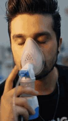 Nebulizer Mask Oxygen Mask GIF - Nebulizer Mask Oxygen Mask I Cant Breath - Discover & Share GIFs