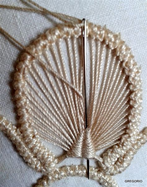 Macrame Rumeno Point Lace New Ricamo Foglia Punto Conchiglia