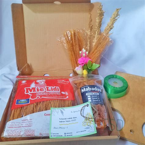 Jual Paket Hampers Makanan Serba Pedas Bingkisan Set Snack Kota