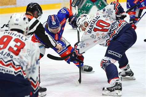 ICEHL Fehervar hält mit Heimerfolg über Innsbruck Kontakt zur