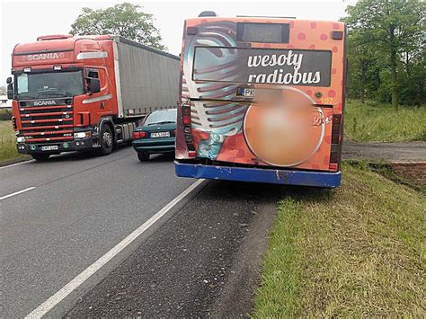 Zderzenie ciężarówki z autobusem OSTROW24 tv Ostrów Wielkopolski