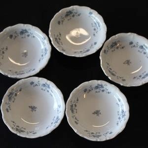 Traditions Johann Haviland Thailand Blue Garland Set of Five Fruit Bowls - Etsy