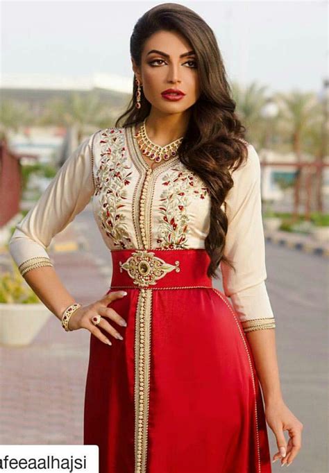 Pingl Par Semlali Zineb Sur Dress Sober Iii Robe Marocaine Caftan