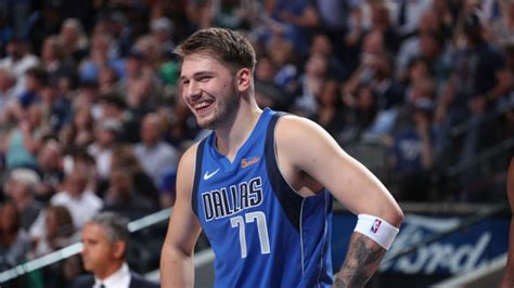 Dallas Mavericks Luka Doncic Shows Mavs Fans Some Love Flipboard