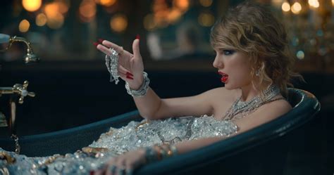 Taylor Swift É Oficial Look What You Made Me Do é O Clipe Mais Visto