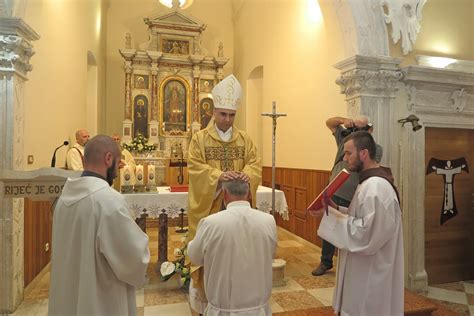 Biskup Glasnović za đakona zaredio kapucina fra Mišu Biskupa Laudato