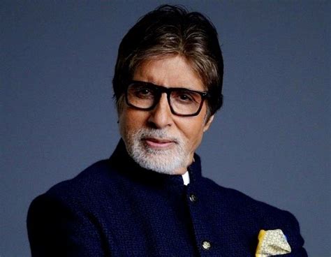 Amitabh Bachchan Wiki, Age, Height, Wife, Family, Biography - WikiBio