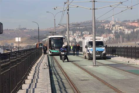 Ehir Hastanesi Tramvay Nda Test S R Kocaeli H Rku