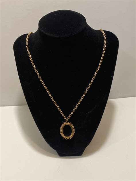 BEAUTIFUL 12K GOLD FILLED NECKLACE AND CHARM Lagoagrio Gob Ec