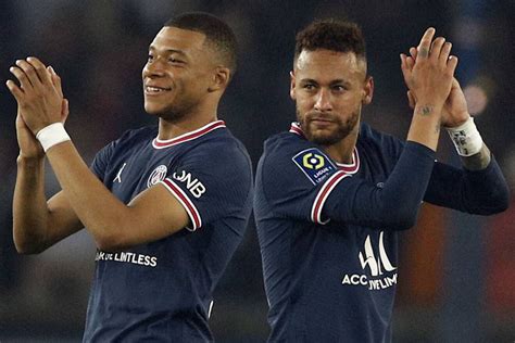 Mbappe And Neymars Frosty Relationship Remains Precarious After Flashpoints Marca