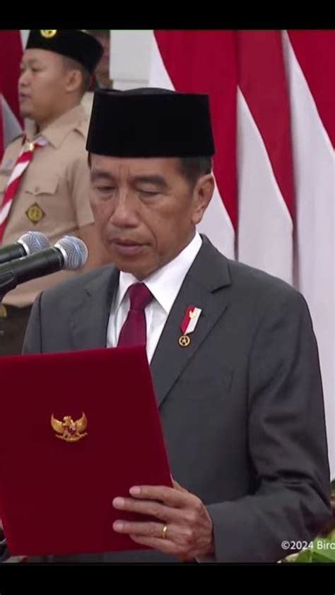 Jokowi Dan Ma Ruf Amin Salat Idulfitri Di Masjid Istiqlal Open House