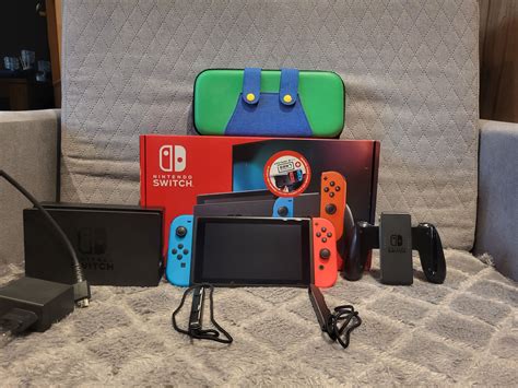 Nintendo Switch V2 pełen zestaw gratisy Władysławowo OLX pl