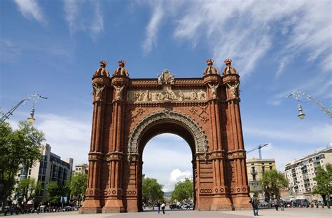 Arc De Triomf Downtown Barcelona Holiday Accommodation Short Term