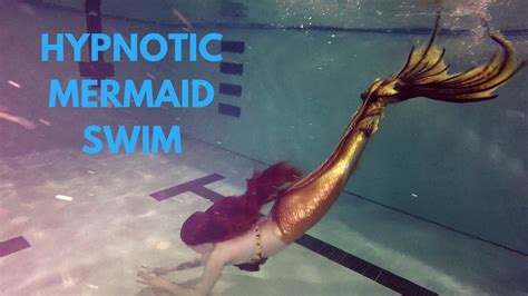 Hypnotic Mermaid Raina Swims For Fun Youtube