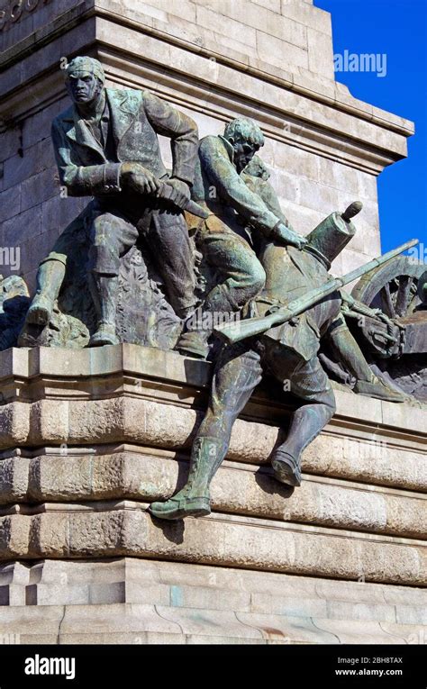 Monumento A Guerra Peninsular Portugal Hi Res Stock Photography And