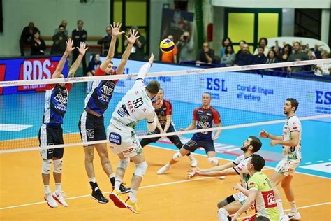 Volley Superlega Chiusa L Andata Perugia Campione D Inverno