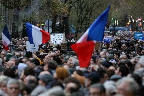 Marcha De Franceses Contra El Antisemitismo Tras Ataques A Judíos El