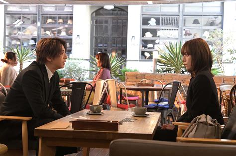 画像712 ＜ホスト相続しちゃいました 第1話＞久美子（桜井ユキ）、直樹（三浦翔平）との出会いで衝撃事実発覚 イケメンたちと夜の世界へ