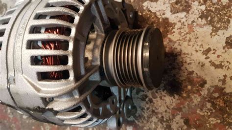 Volkswagen Golf MK5 2003 2009 1 9 TDI Alternator BXE 140A Store