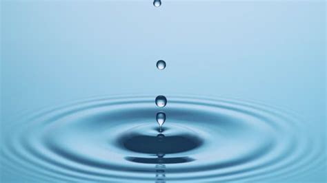 slow motion water drop splash into Stock Footage Video (100% Royalty-free) 1011346571 | Shutterstock