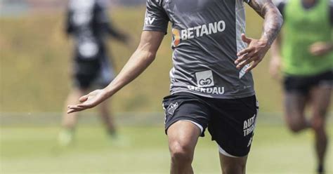 Zaracho Liberado Pelo Dm E Deve Refor Ar Atl Tico Mg Contra O Palmeiras