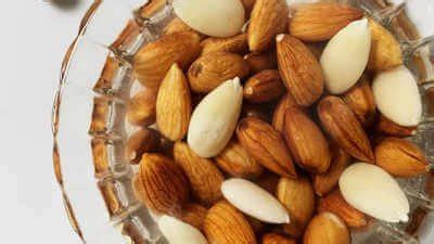 What To Know About Soaked Vs Dry Almonds Dexterity Health Portal