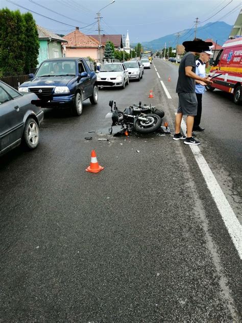 Trei motocicliști implicați în două accidente rutiere pe DN 17 Unul a