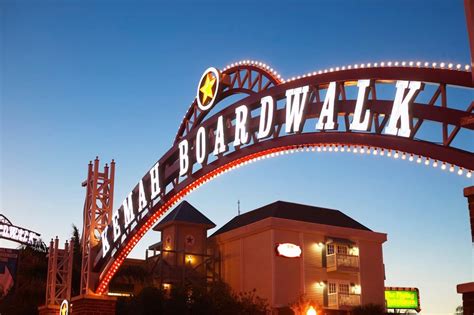 Kemah Boardwalk Thrilling Rides And Waterfront Fun In Texas Travel