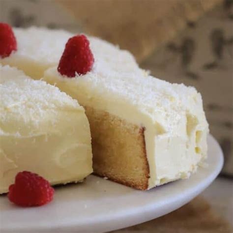 White Chocolate Mud Cake With Homemade Icing Bake Play Smile