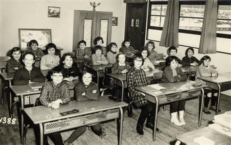 Photo De Classe Cm1 De 1964 Ecole Primaire Laïque Copains Davant