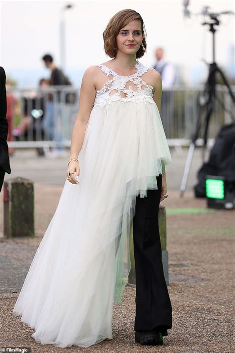 Emma Watson Oozes Glamour In Backless White Tulle Dress At Earthshot