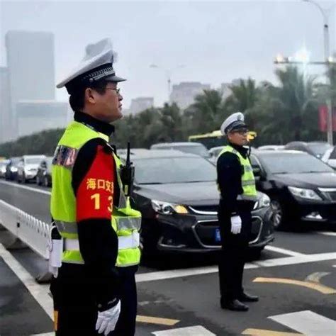 春运期间高速路上发生交通事故咋办？海南交警九字提醒→ 车辆 报警 当事人