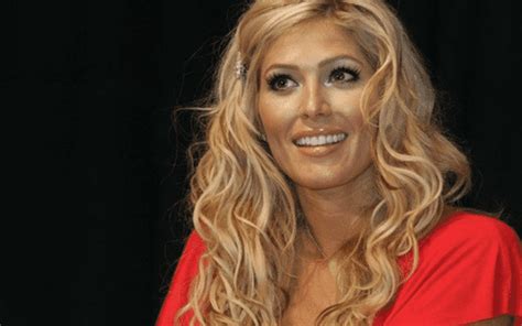 Wwe Hall Of Famer Torrie Wilson Gets Married