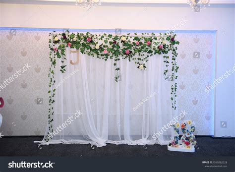 Teens 18th Birthday Flower Decorations Stock Photo 1590262228 ...