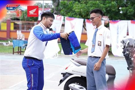 Edukasi Safety Riding Dalam Rangkaian Roadshow Honda Dbl Redaksi Potret