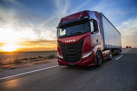 El Iveco S Way Recibe Un Reconocimiento Por Su Dise O