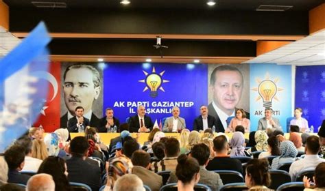 AK Parti Gaziantep İl Başkanı Murat Çetin i makamında ziyaret eden URAL