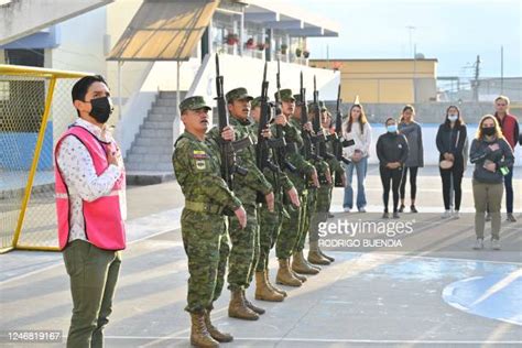 Ecuador National Anthem Photos and Premium High Res Pictures - Getty Images