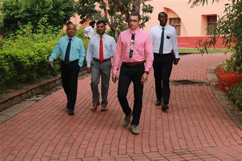 Iim Indore On Twitter The Officers Explored Our Vibrant Campus From